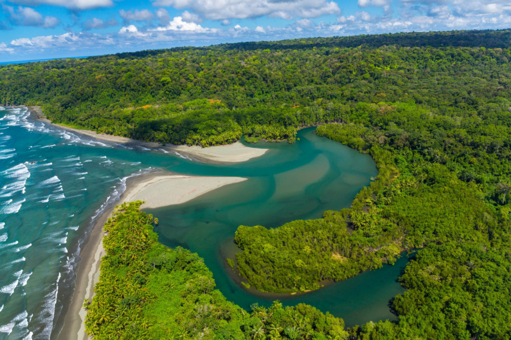 cosmic travel costa rica